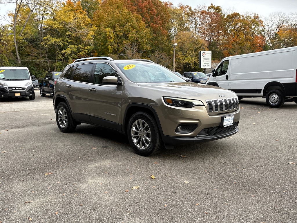 Certified 2019 Jeep Cherokee Latitude Plus Latitude Plus 4x4