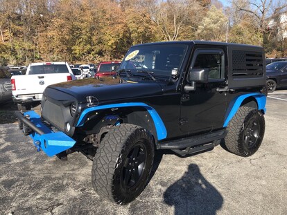Used 2012 Jeep Wrangler Sahara Near White Plains 1068411 Near