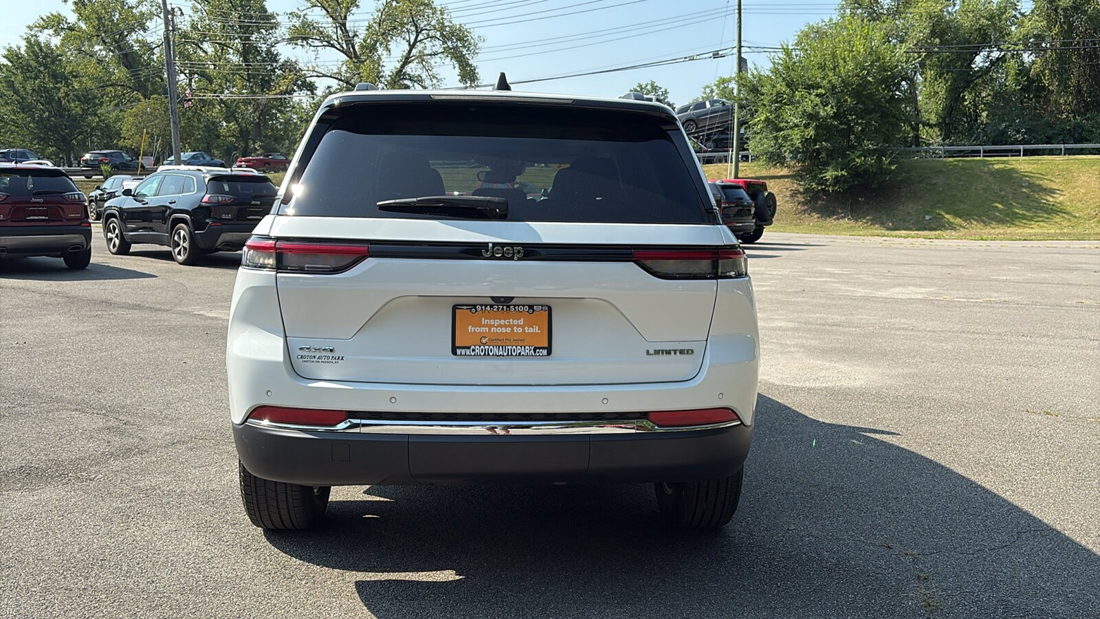 2023 Jeep Grand Cherokee Limited photo 3