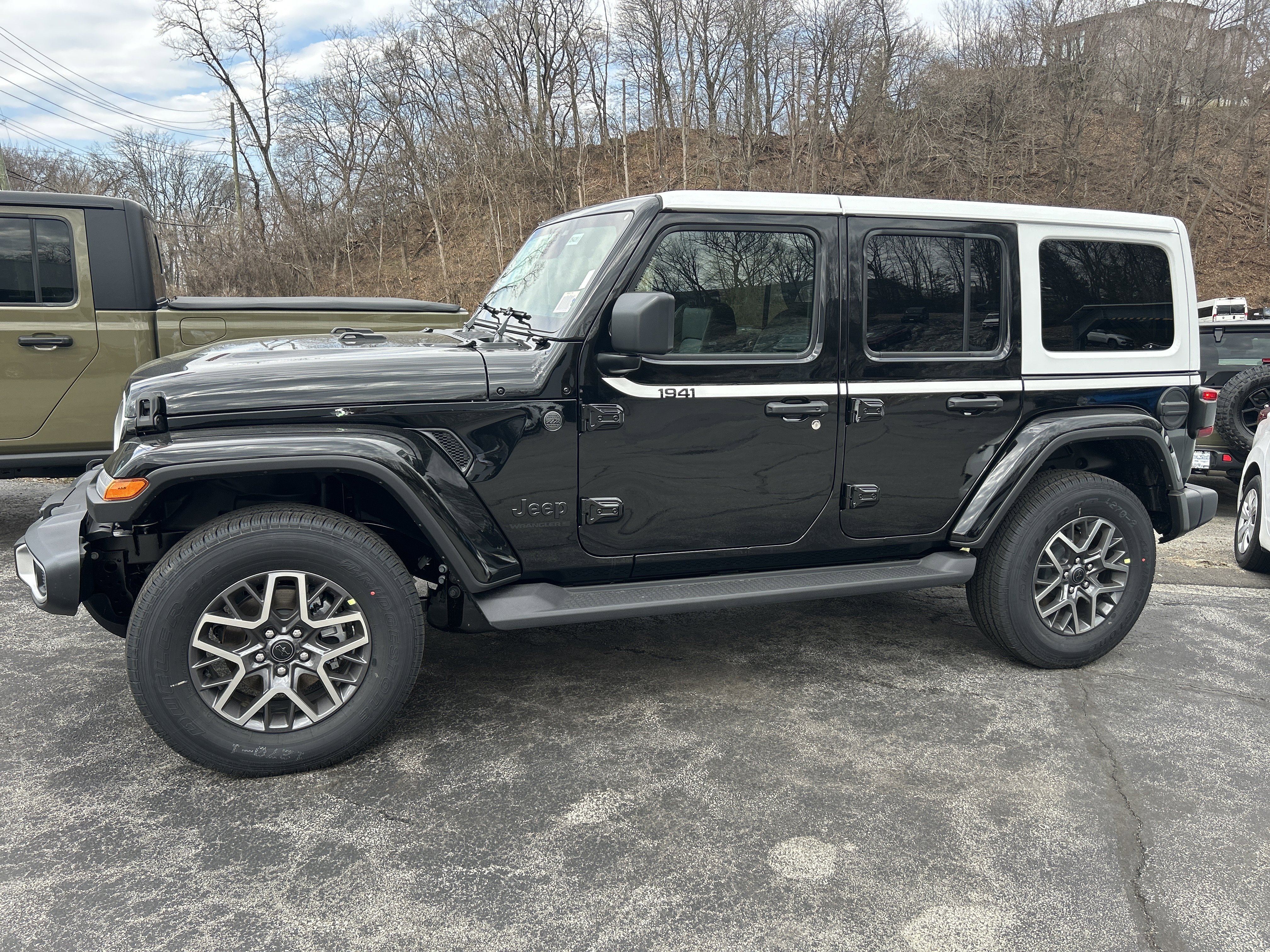 2026 Jeep Wrangler 4-DOOR SAHARA Sport Utility
