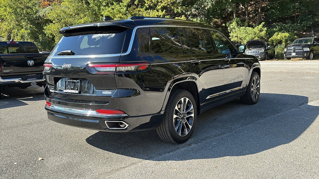 Used 2023 Jeep Grand Cherokee L Overland Overland 4x4