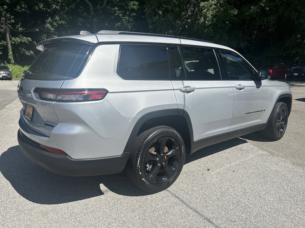 Used 2023 Jeep Grand Cherokee L Limited Limited 4x4