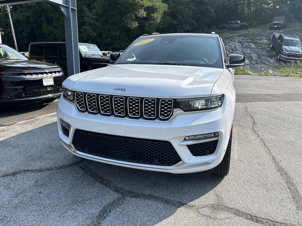 Used 2023 Jeep Grand Cherokee 4xe Summit Summit 4x4