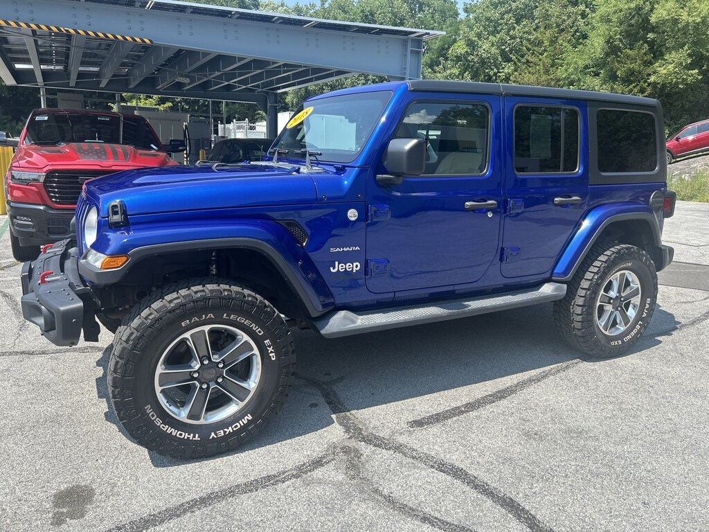 Used 2018 Jeep Wrangler Unlimited Sahara Sahara 4x4
