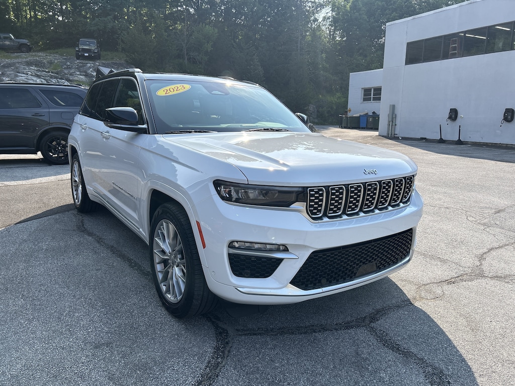 Used 2023 Jeep Grand Cherokee 4xe Summit Summit 4x4