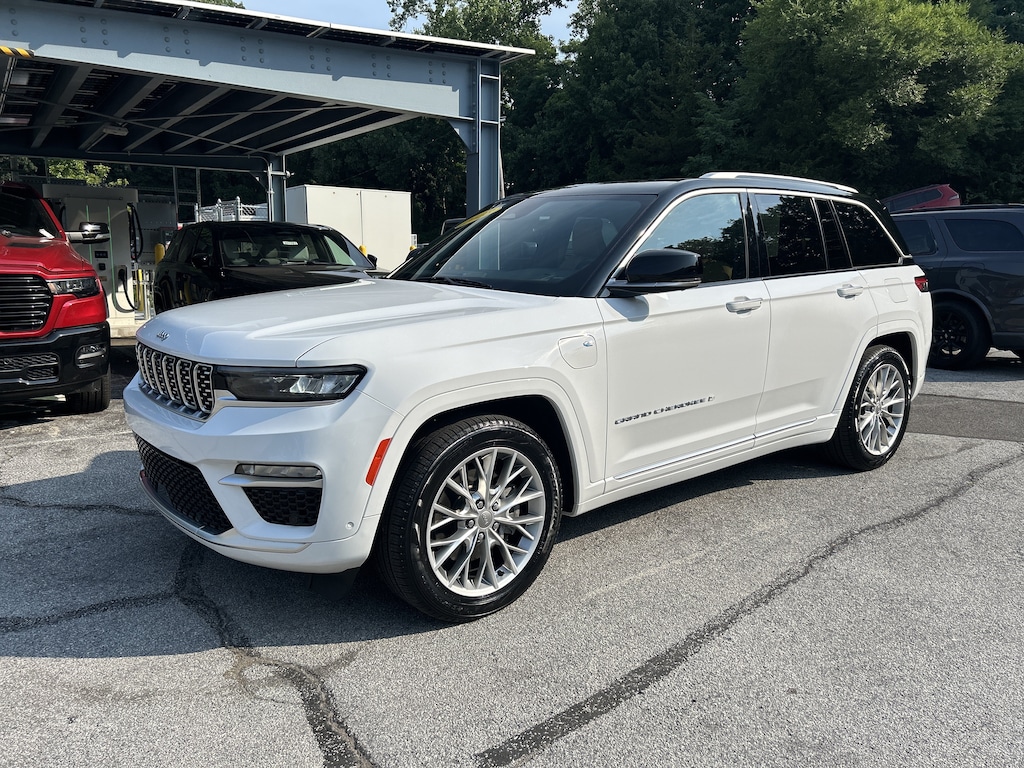 Used 2023 Jeep Grand Cherokee 4xe Summit Summit 4x4