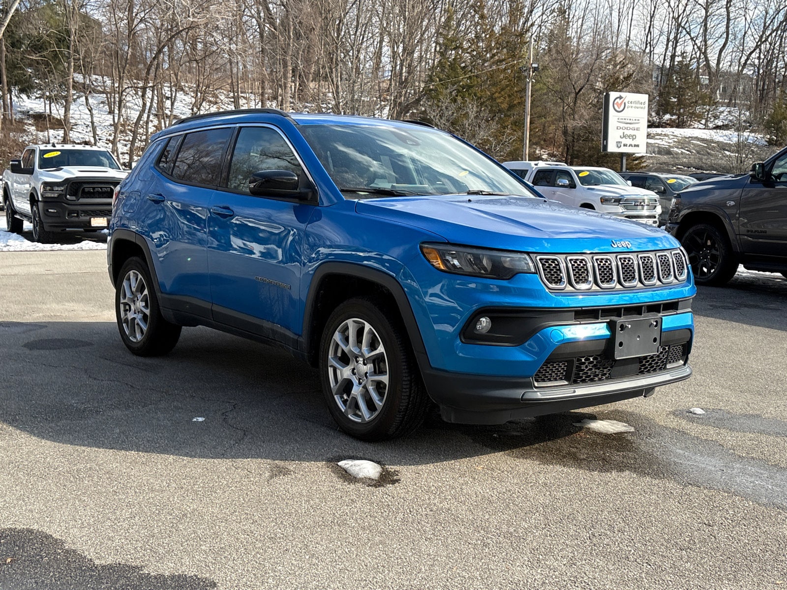 2023 Jeep Compass Latitude Lux