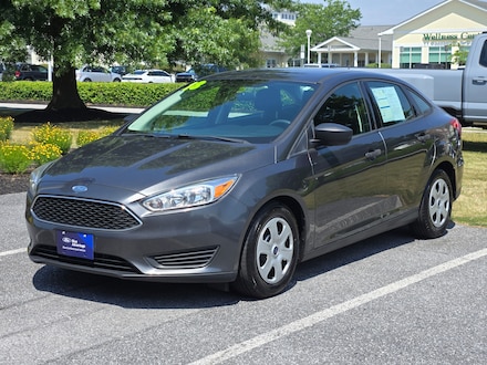 2018 Ford Focus S Sedan