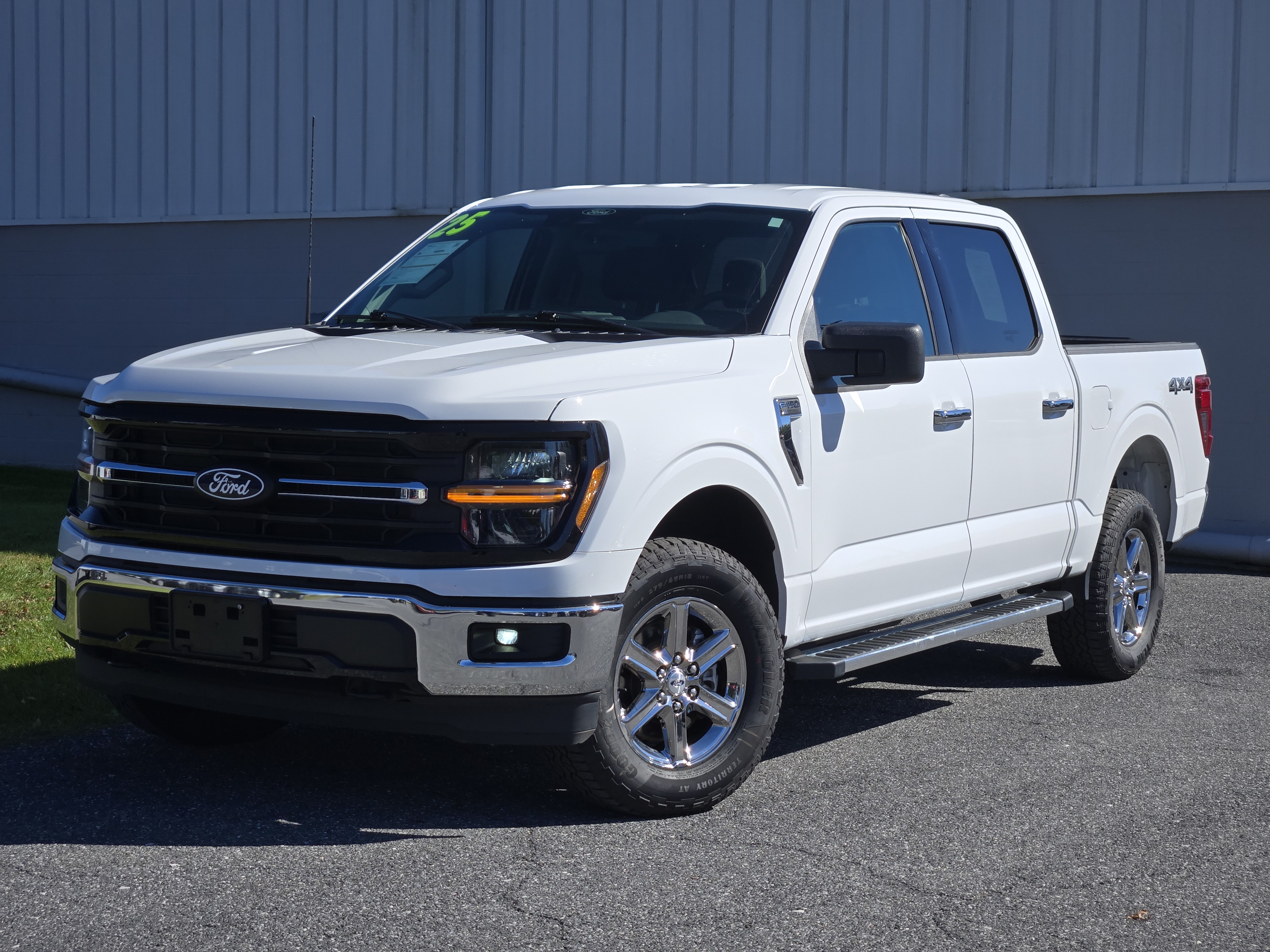 2025 Ford F-150 XLT Truck SuperCrew Cab