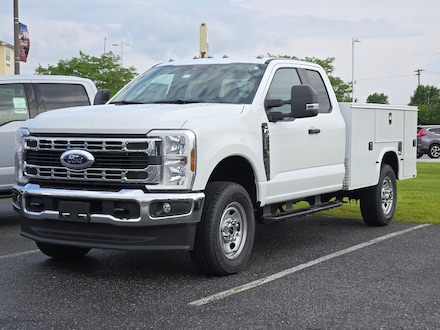2025 Ford F-350 Chassis F-350 XL TRUCK