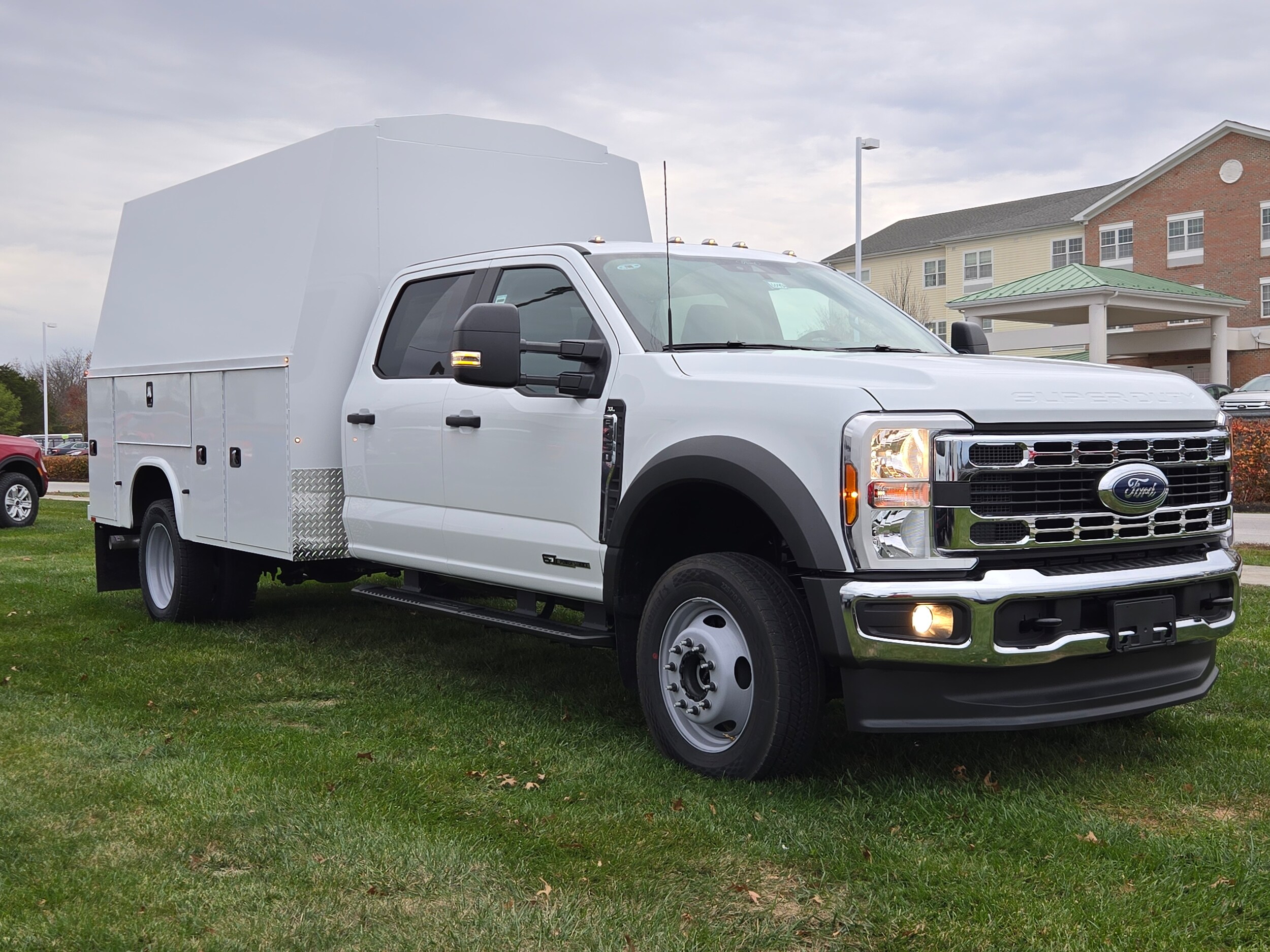 2026 Ford F-450 XL photo 4