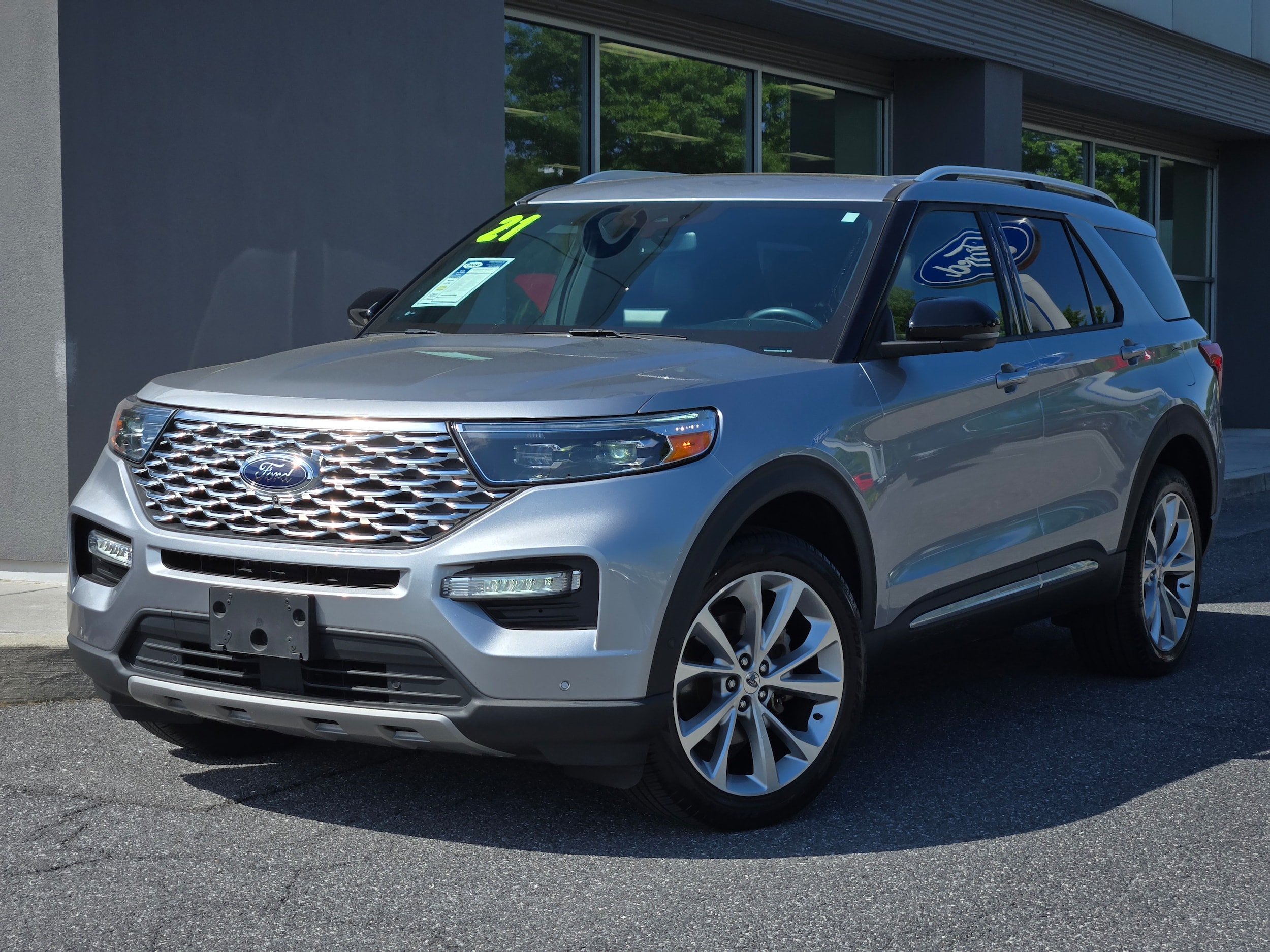 2021 Ford Explorer's photo
