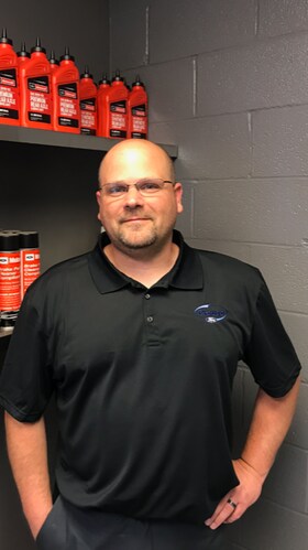 Staff member Maurice Warner from ID_c9aece8dc6fe