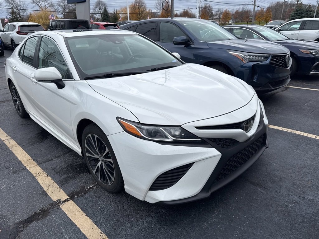 2019 Toyota Camry SE