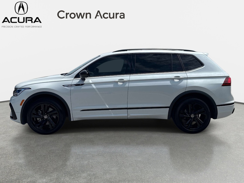Used 2023 Volkswagen Tiguan SE R-Line Black SUV
