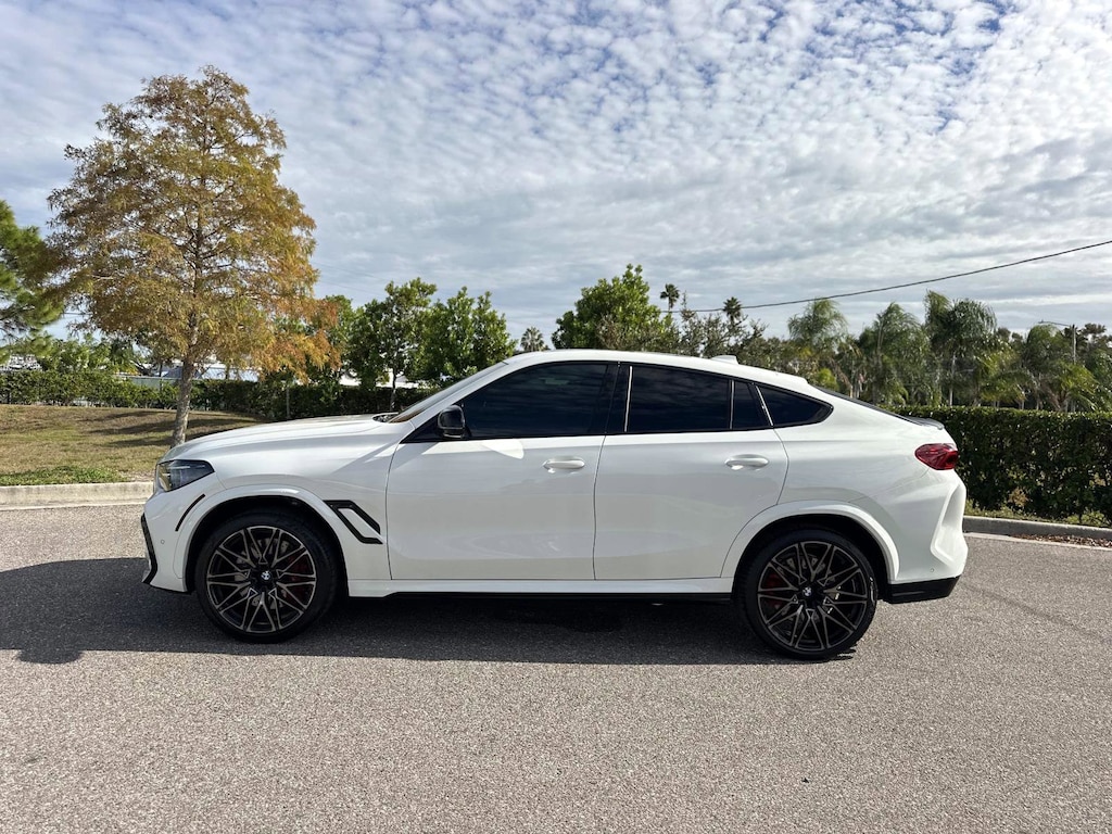 Used 2022 BMW X6 M SUV