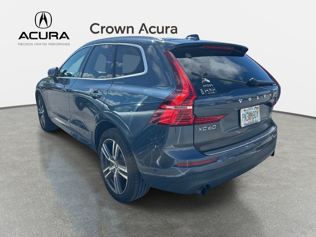 Used 2018 Volvo XC60 Momentum SUV