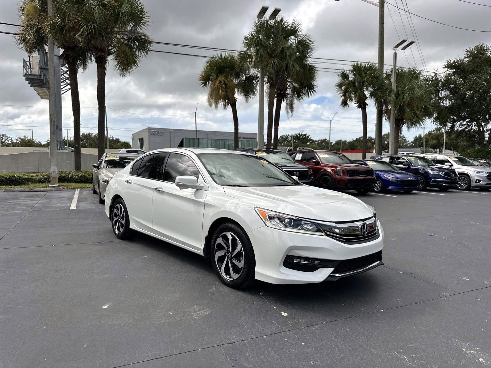2017 Honda Accord EX-L V6 photo 2