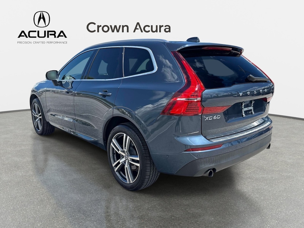 Used 2018 Volvo XC60 Momentum SUV