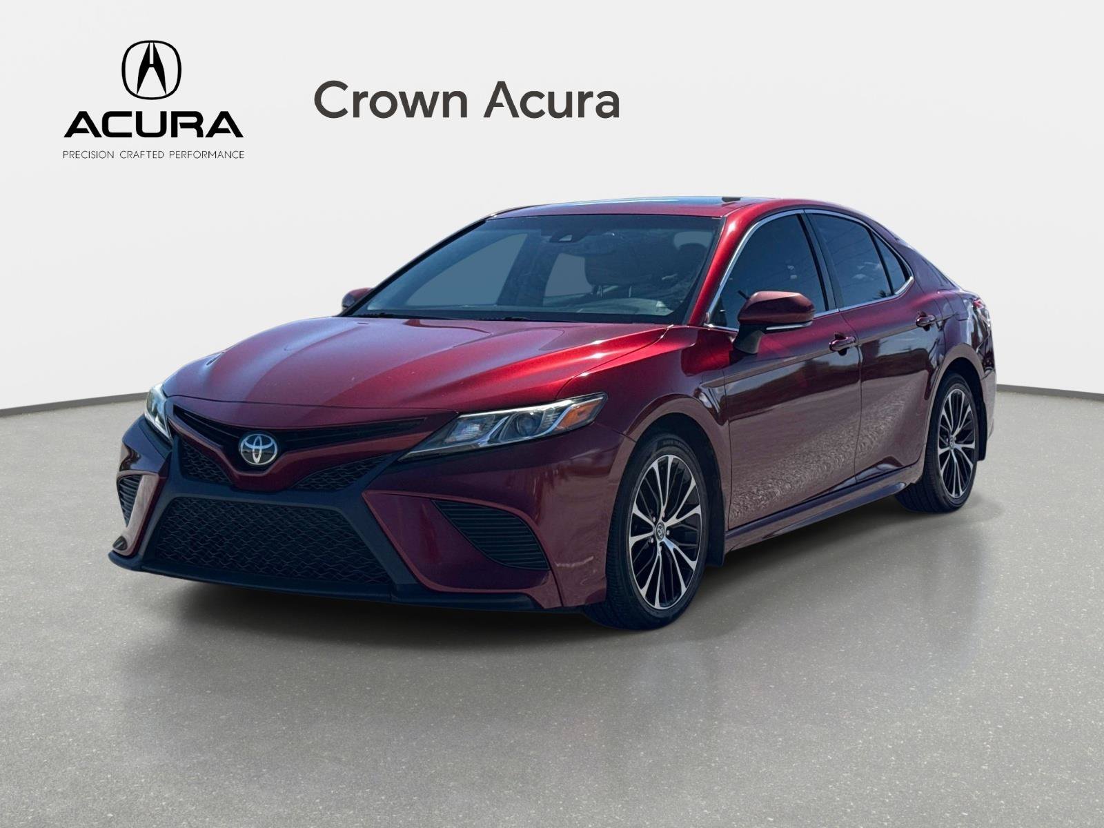 Used 2018 Toyota Camry SE Sedan