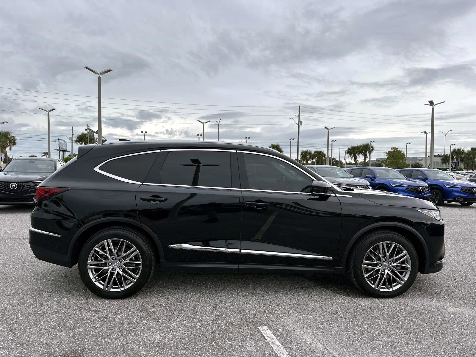2024 Acura MDX Advance photo 3