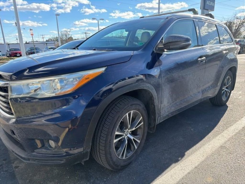 Used 2016 Toyota Highlander XLE V6 SUV