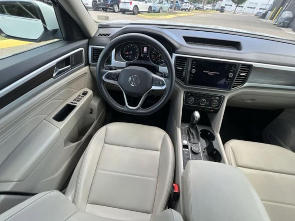 Used 2021 Volkswagen Atlas 3.6L V6 SE w/Technology 4MOTION SUV