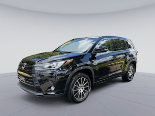 2018 Toyota Highlander SE V6 SUV