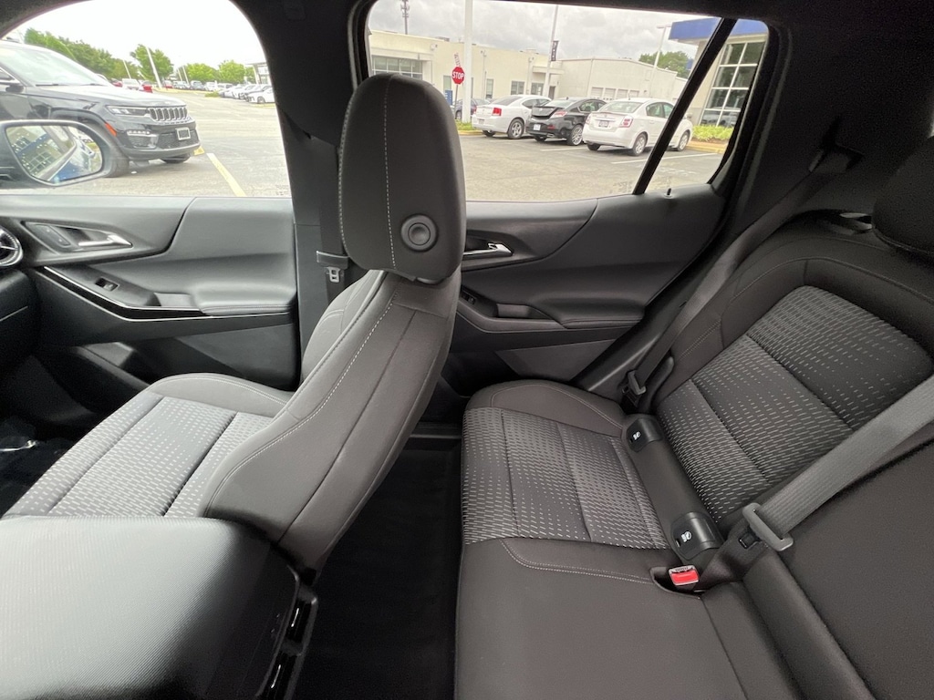 Used 2026 Chevrolet Equinox LT SUV
