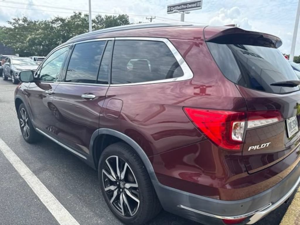 Used 2019 Honda Pilot Touring 7-Passenger AWD SUV