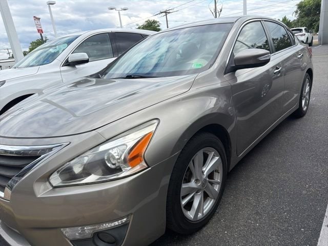 2013 Nissan Altima's photo
