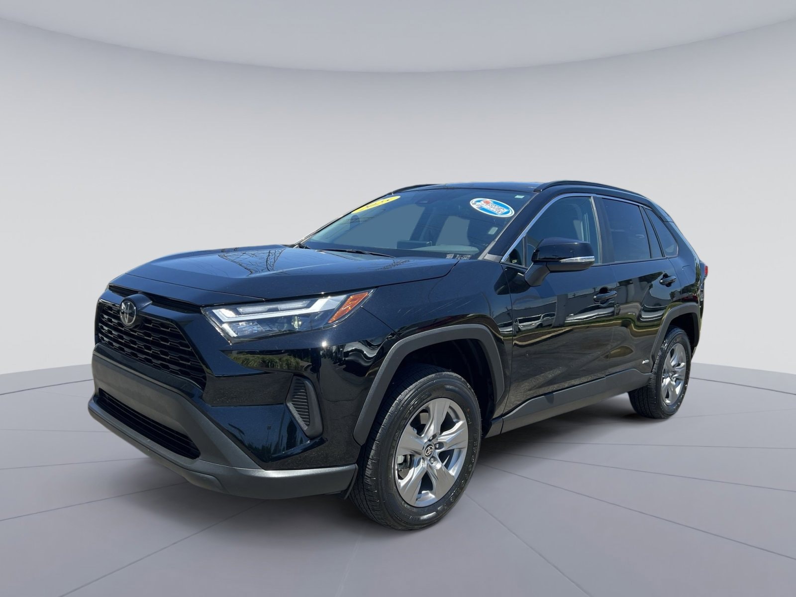 2025 Toyota RAV4 Hybrid XLE AWD's photo