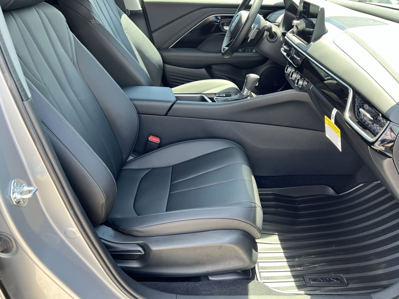 2025 Acura ADX Base - Photo 26