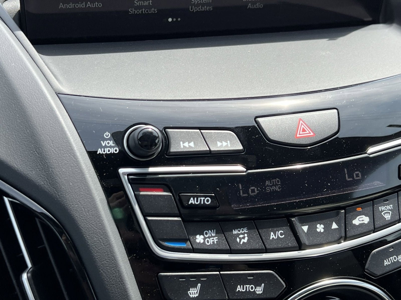 2026 Acura RDX Base - Photo 15