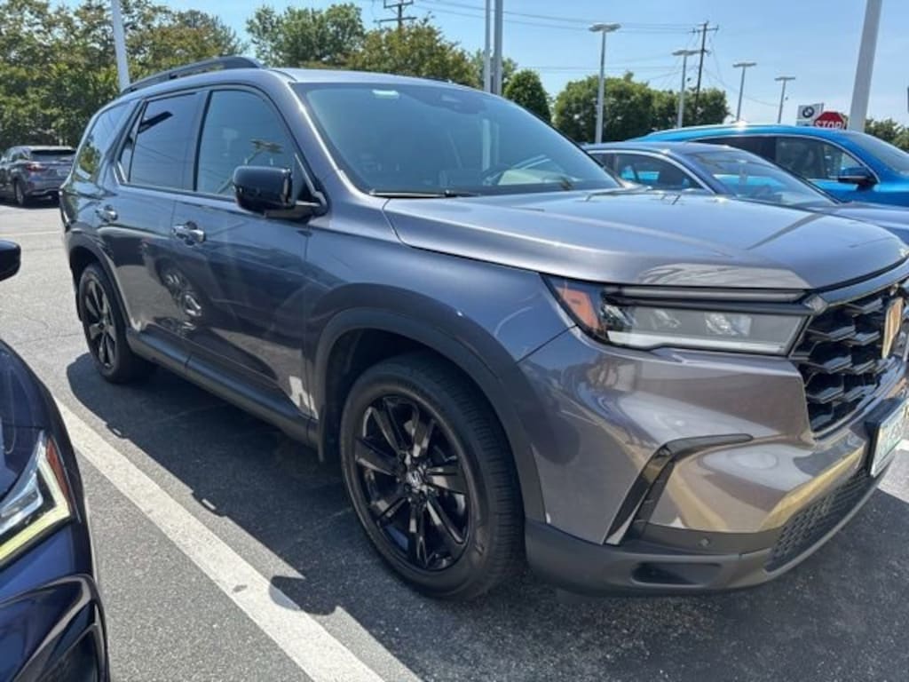 Used 2025 Honda Pilot Black Edition SUV