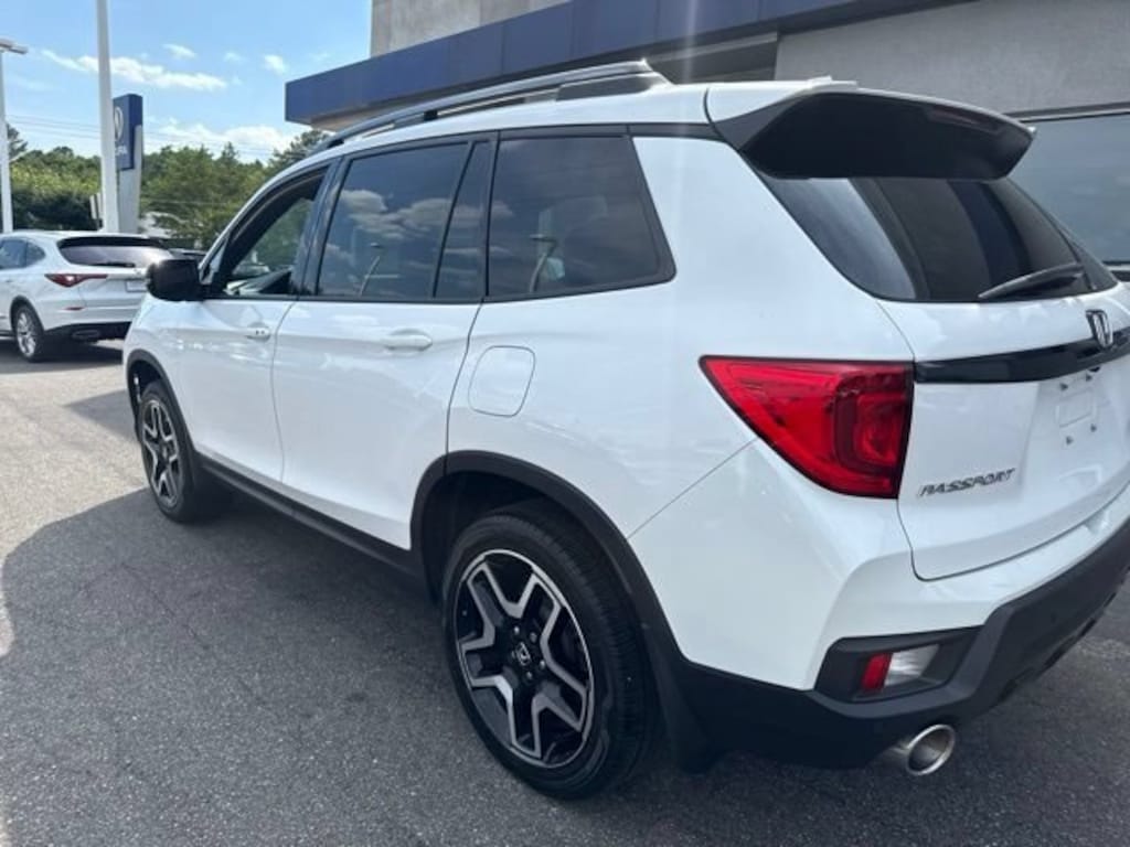 Used 2023 Honda Passport Elite SUV