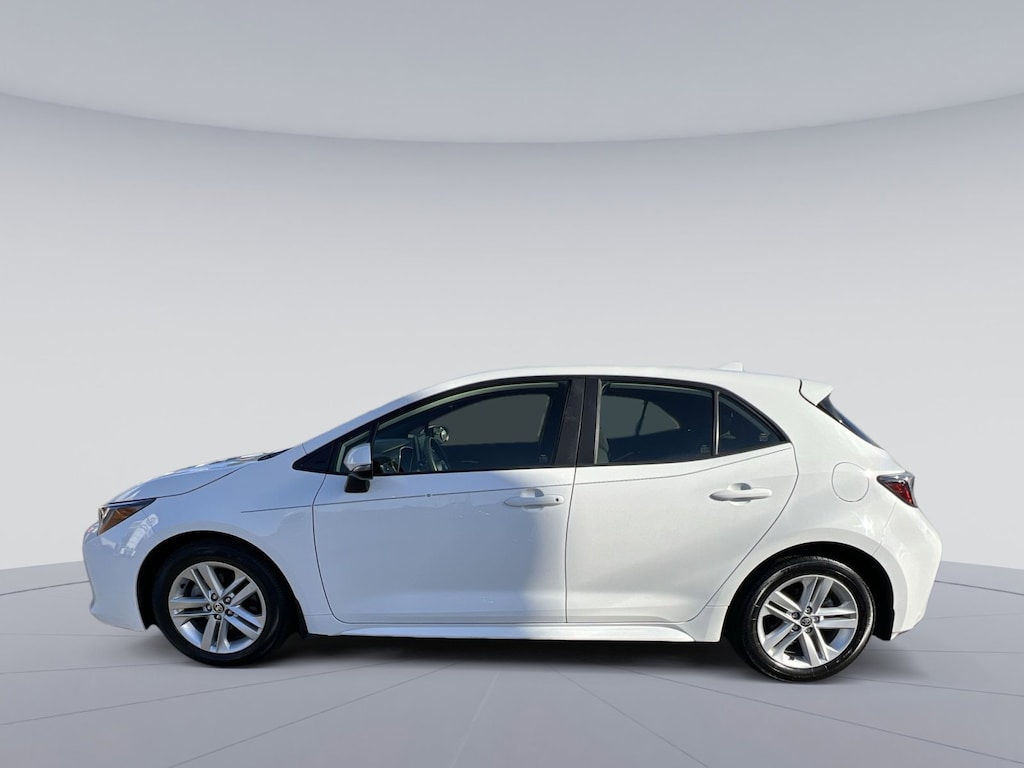 Used 2022 Toyota Corolla Hatchback SE Hatchback