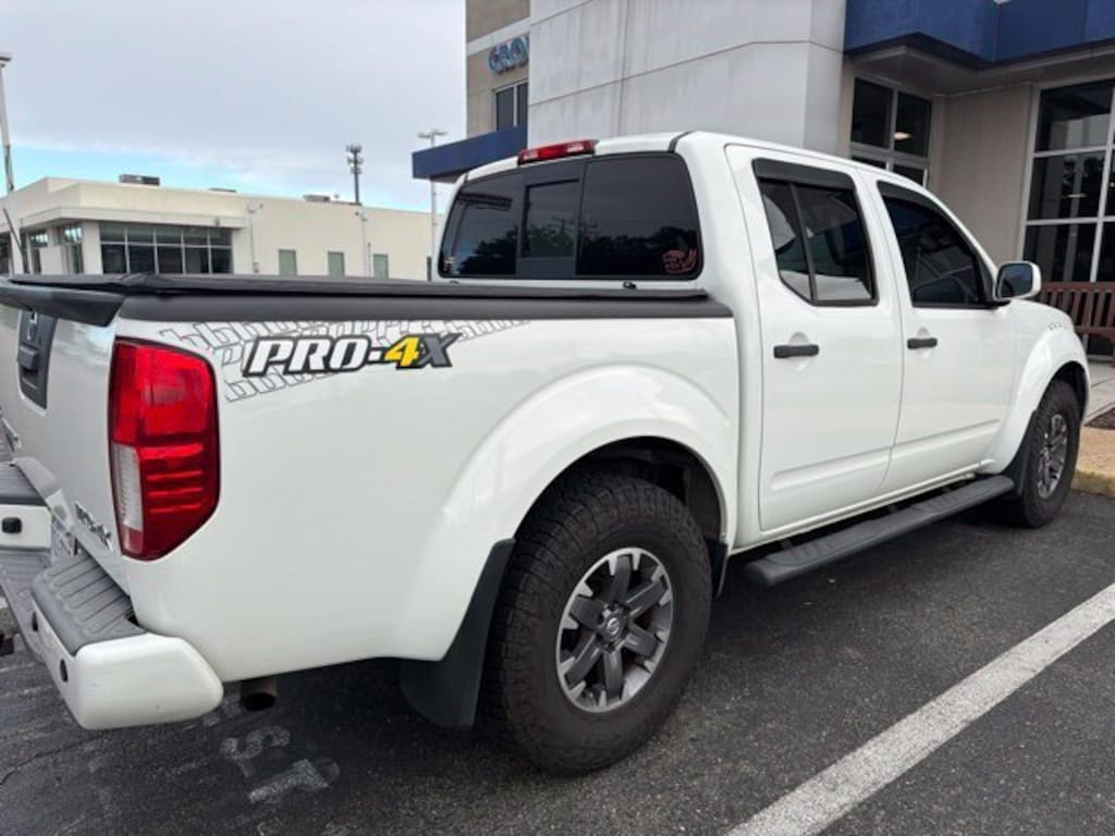 Used 2018 Nissan Frontier PRO-4X Truck Crew Cab