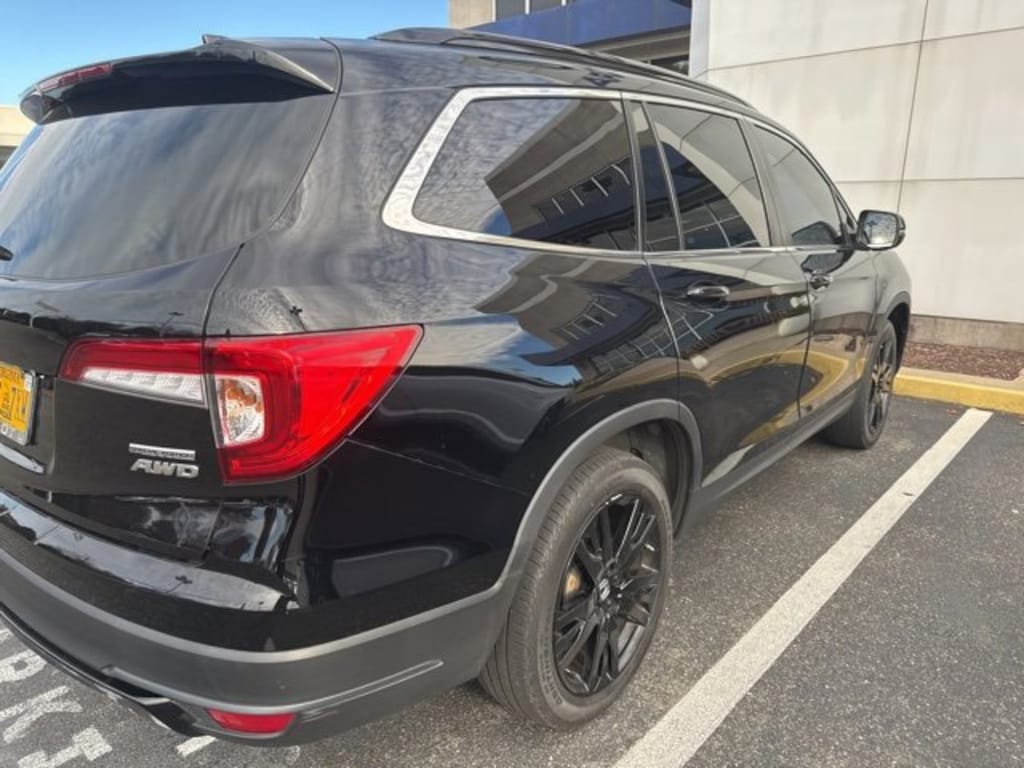 Used 2022 Honda Pilot Special Edition SUV