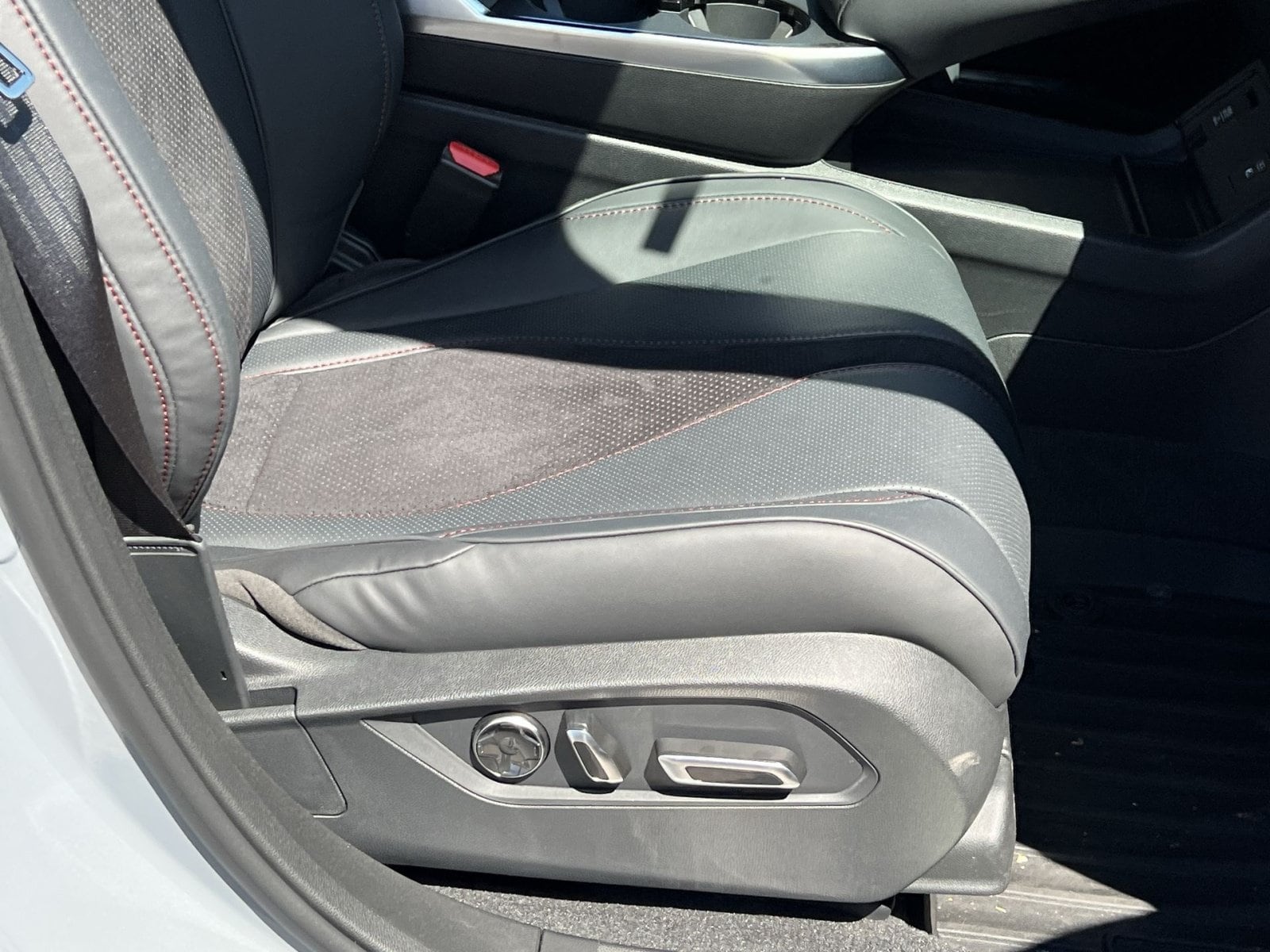 2026 Acura RDX A-Spec Package - Photo 27