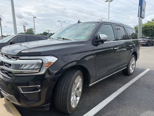 2023 Ford Expedition Platinum 4x4's photo