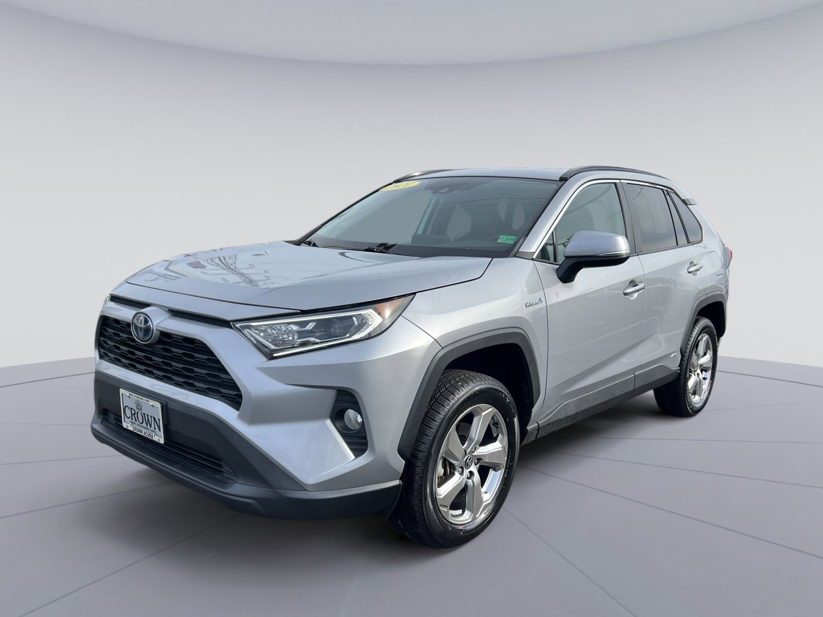 2021 Toyota RAV4 XLE Premium's photo