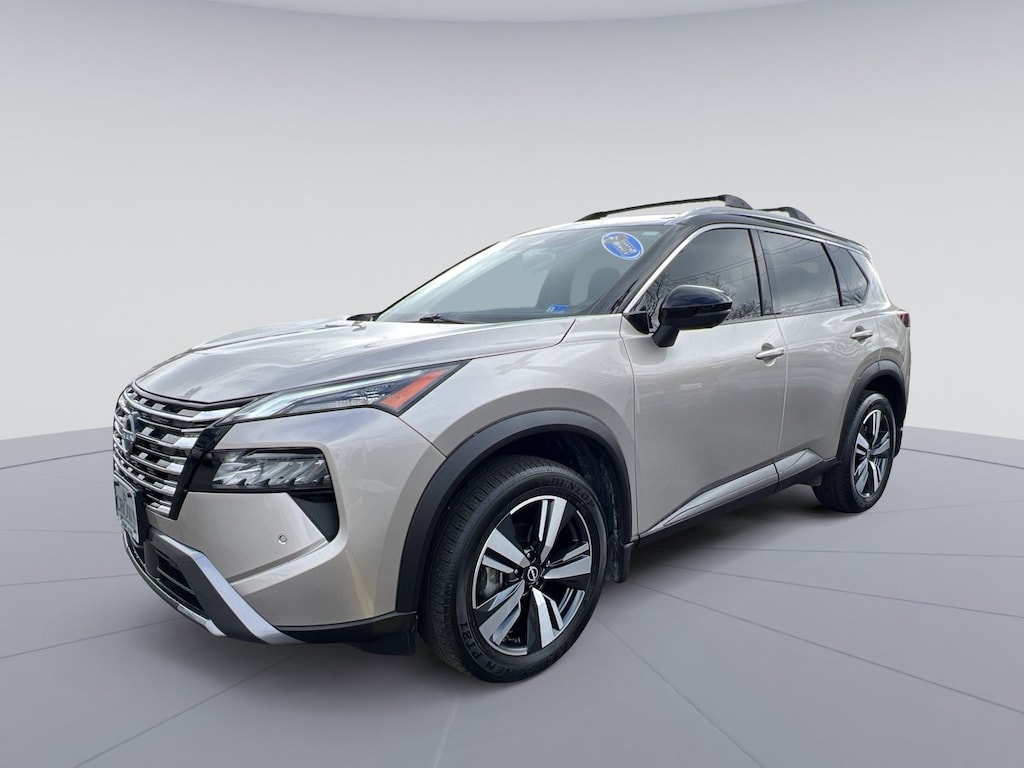 Used 2025 Nissan Rogue SL SUV