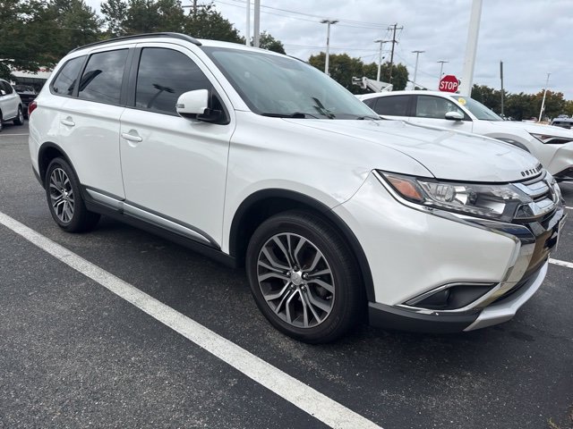 Used 2016 Mitsubishi Outlander SEL SUV