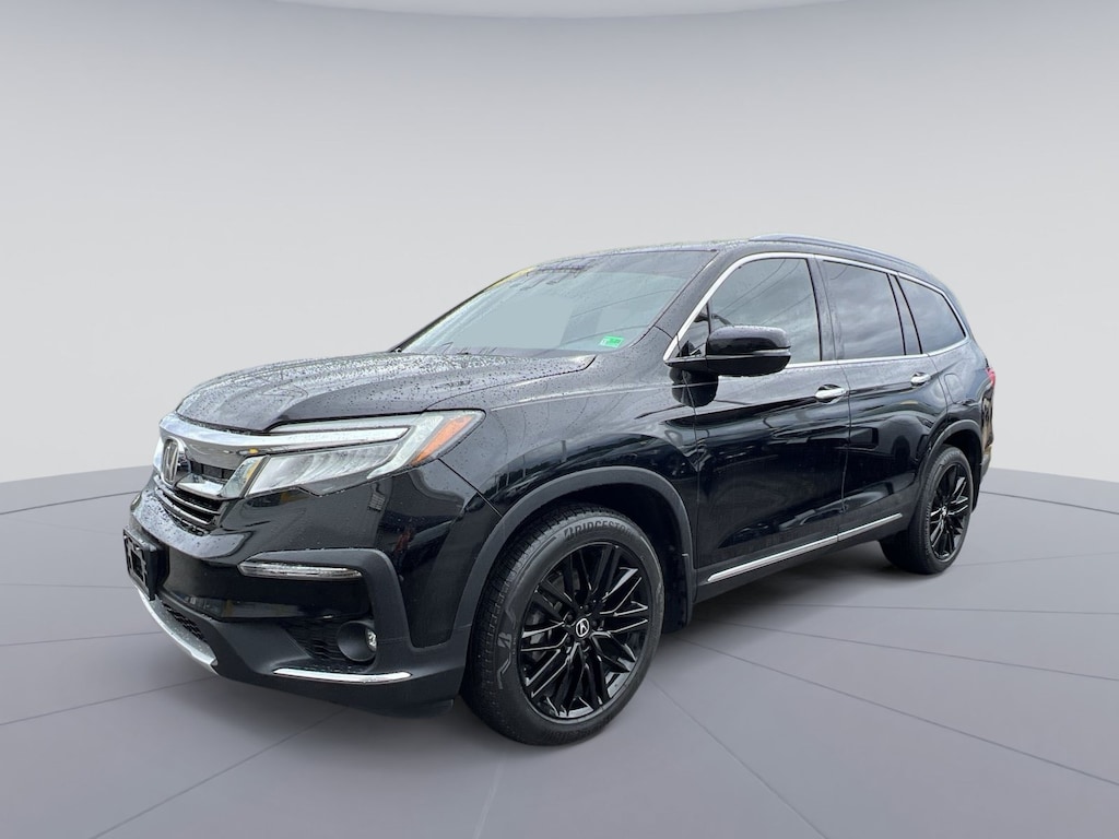 Used 2019 Honda Pilot Touring 7-Passenger AWD SUV