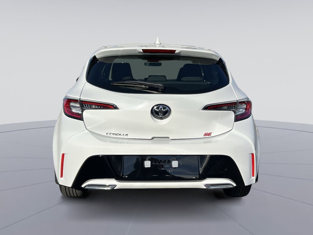 Used 2022 Toyota Corolla Hatchback SE Hatchback