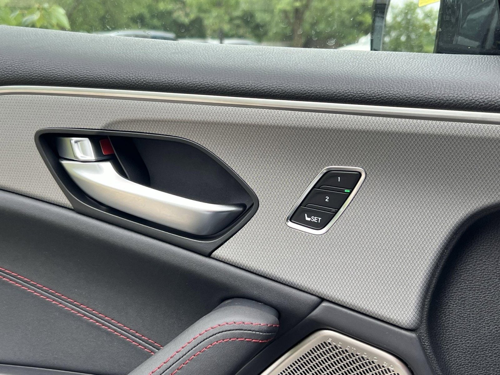 2025 Acura TLX A-Spec Package - Photo 31