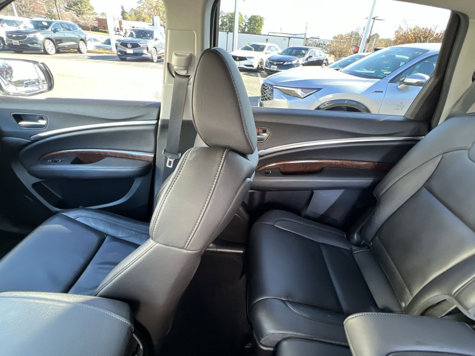 2017 Acura MDX SH-AWD Technology photo 4