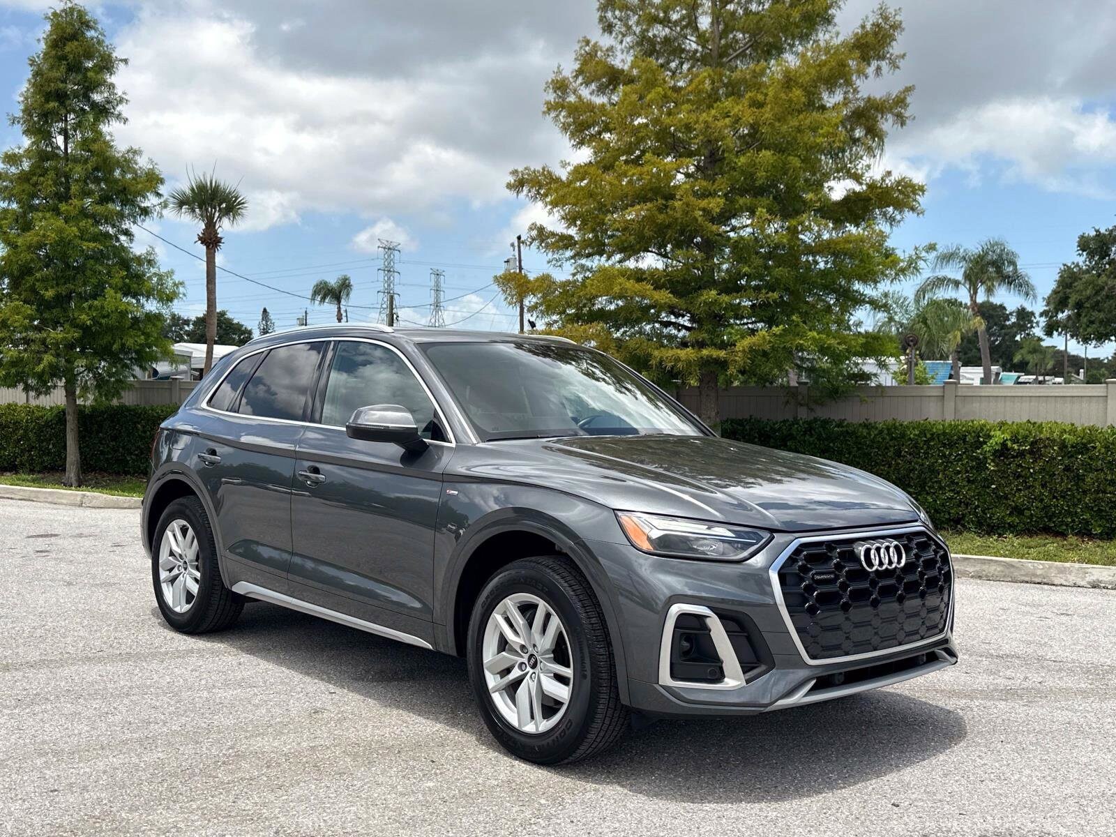 Used 2022 Audi Q5 Premium with VIN WA1GAAFY1N2099741 for sale in Clearwater, FL