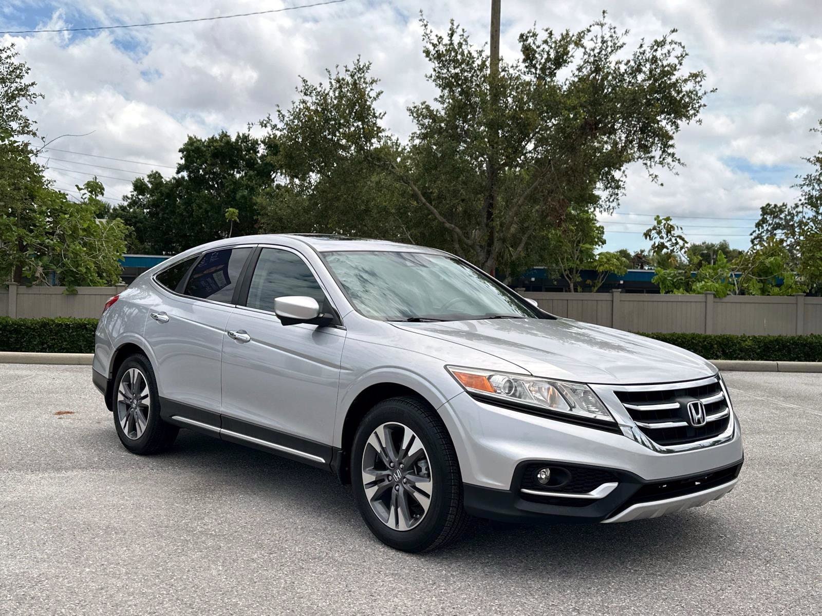 Used 2014 Honda Crosstour EX-L V-6 with VIN 5J6TF1H53EL002701 for sale in Clearwater, FL